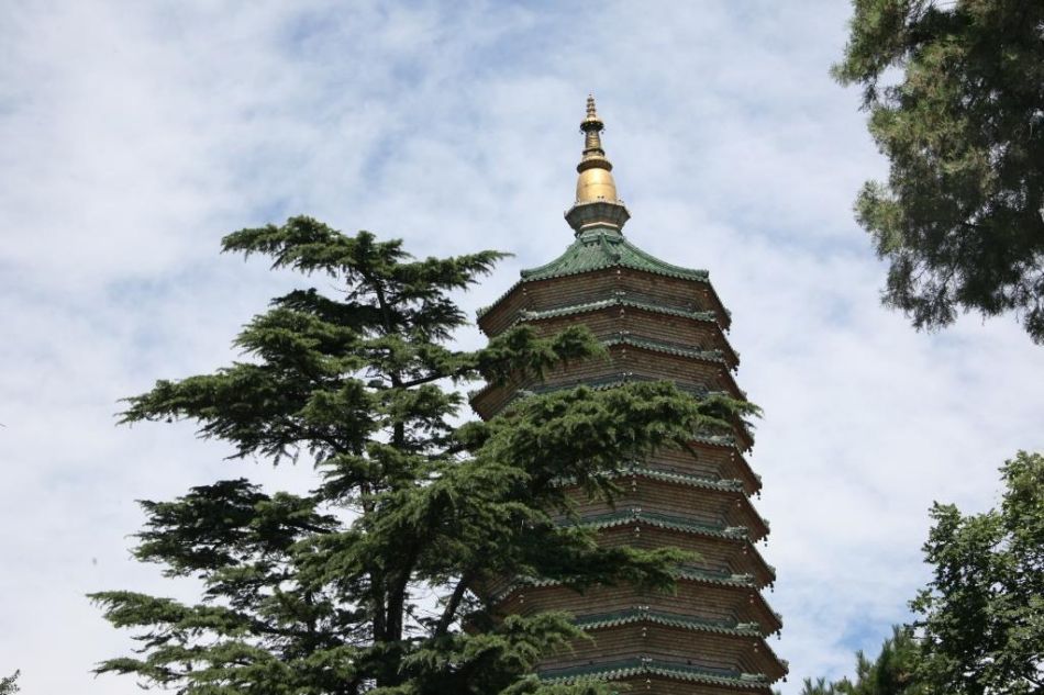 玲珑宝塔.jpg